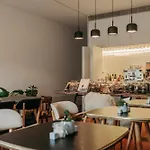 Rosario Townhouse (adults Only) 4*