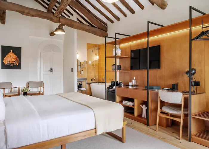 Rosario Townhouse (adults Only) Konukevi 4*